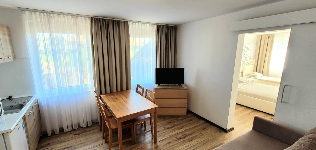 Azak Hotel Сърбиново Екстериор снимка