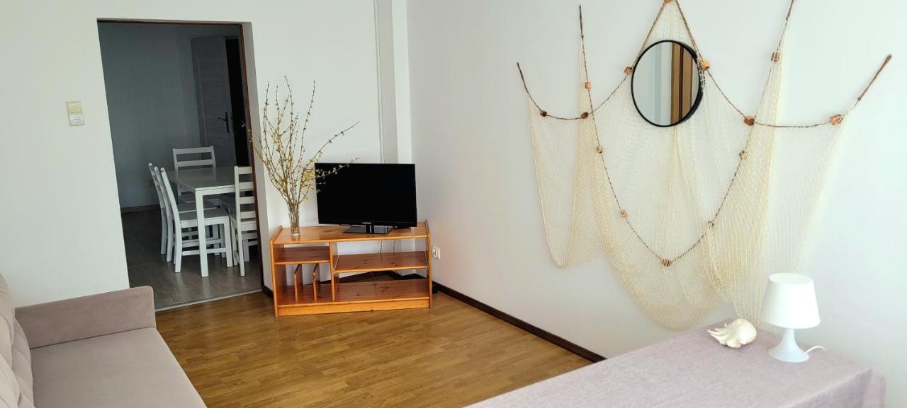 Azak Hotel Сърбиново Екстериор снимка