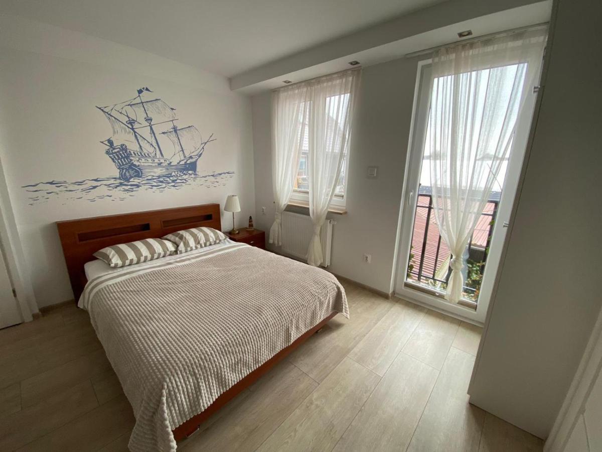 Azak Hotel Сърбиново Екстериор снимка