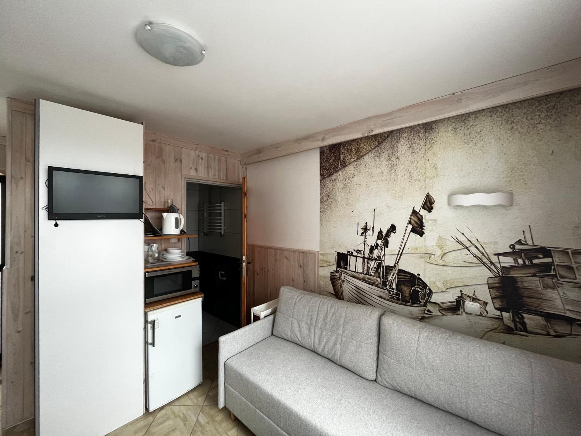 Azak Hotel Сърбиново Екстериор снимка